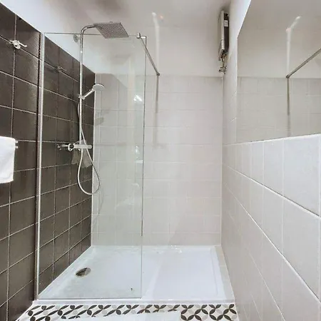 Bialy Mis Sauna & Jacuzzi Daire Zakopane