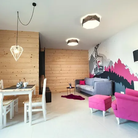 Bialy Mis Sauna & Jacuzzi Daire *