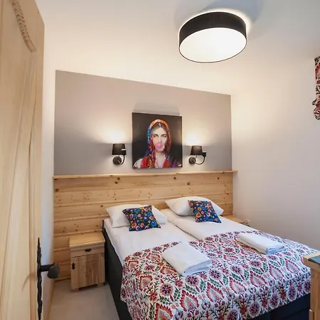 Daire Bialy Mis Sauna & Jacuzzi Zakopane