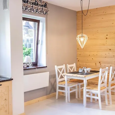 Apartment Bialy Mis Sauna & Jacuzzi